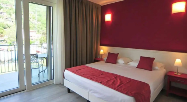 Двухместный номер Standard с балконом и с видом на озеро Hotel Resort Le Vele