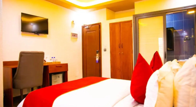 Hotel La Casa Cielo, Book Hotel Hotels in Cotonou with a Pool, Swimming Pool