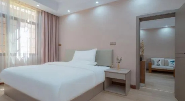 Двухместный семейный люкс Weiyuna Hotel (XiShuangBanNaMenghai)
