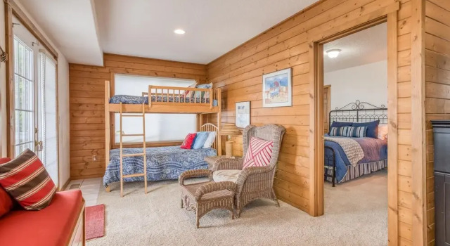 Neskowin Eyrie, Book Hotel Neskowin Oregon Coast