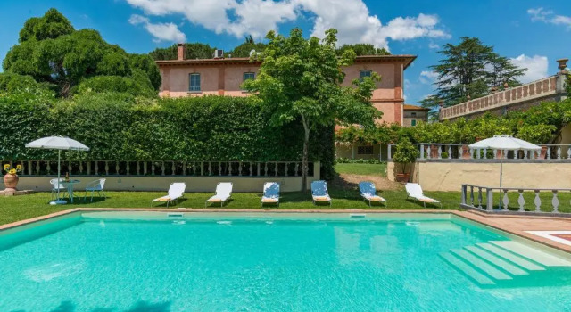 Вилла VILLA DELLE SOPHORE 12, Emma Villas
