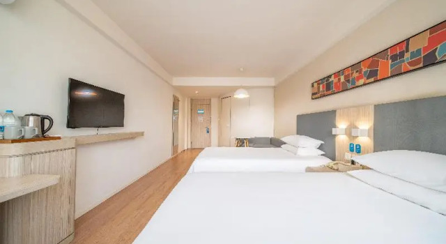 Hanting Hotel (Ji'nan Bus Station West), Prenota Hotel Hotel a Shandong con parcheggio, Parcheggio