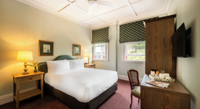 Номер Classic The Russell Boutique Hotel
