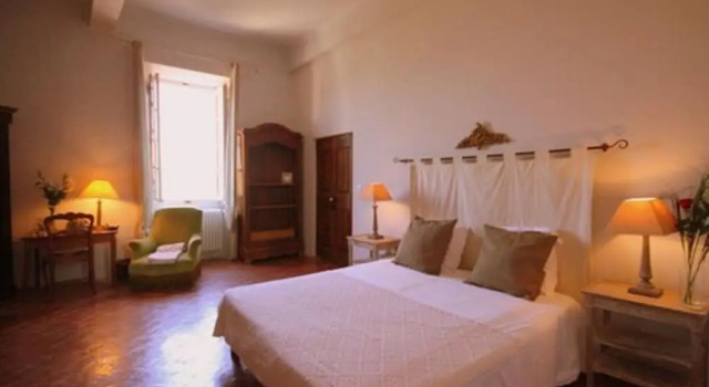 Château Constantin, Rezervovat Hotel Hotely v Luberon s parkováním, Parkování