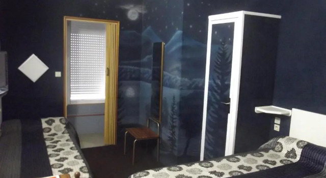 Трёхместный номер Standard Hôtel Le Rider