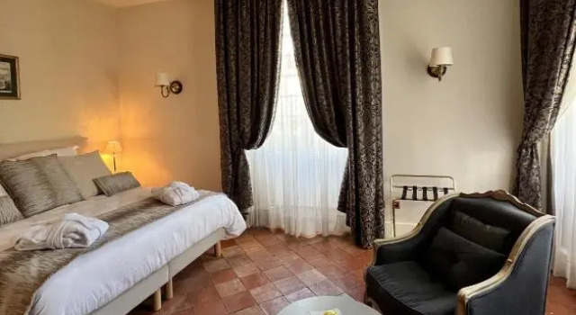 Номер Deluxe Hotel Restaurant Relais Royal