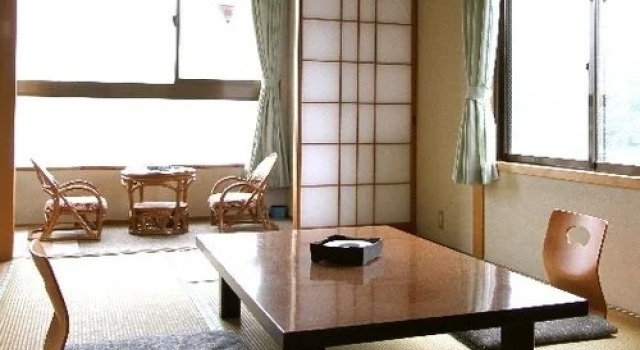 Kumihama Onsenkyo Shotenkyo, Book Hotel Kyotango Kyoto