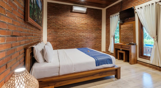 Dhiari Guest House, Book Guesthouse Kemenuh Bali