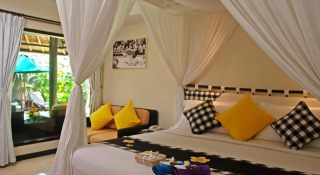 Legian Beach Villas