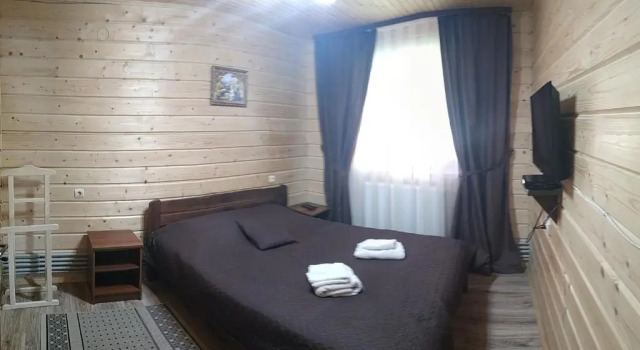 U Anastasii i Sofii bilya richki, Prenota Hotel Hotel a Ivano-Frankovsk con parcheggio, Parcheggio