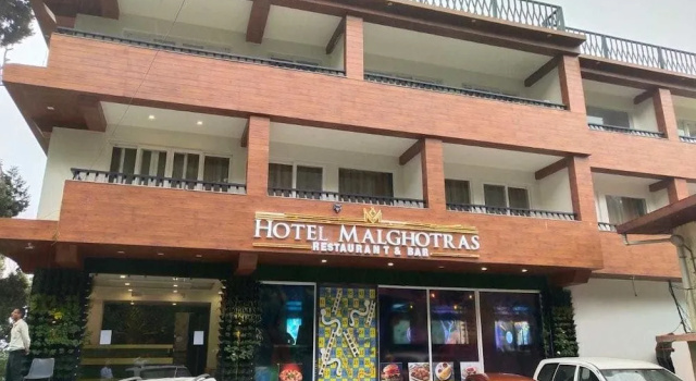 Hotel Malghotras by Hazel Hotels, Забронировать Отель Дхармсала штат Химачал-Прадеш