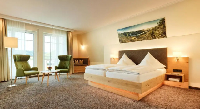 Полулюкс Hotel Weis