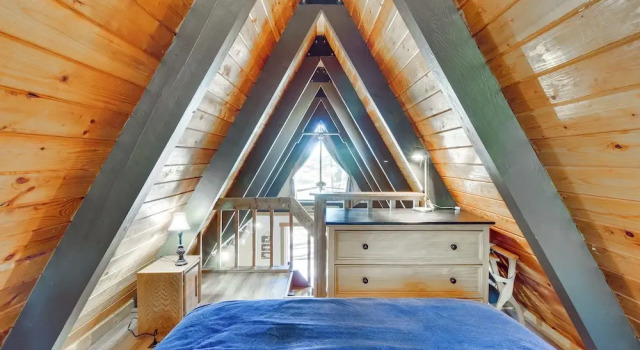 A-frame Cabin w/ Deck & Grill in Pinetop!