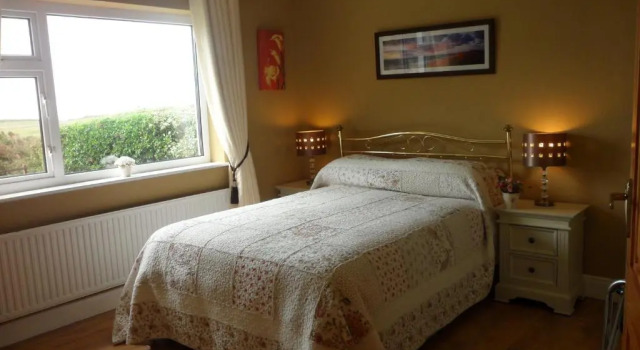 Rockmount House B&B, Prenota Bed & breakfast Hotel a Connacht con piscina, Piscina