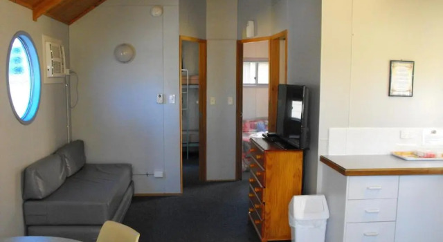 Семейный номер Standard с балконом Smugglers Cove Holiday Village
