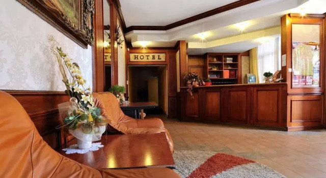 Hotel Restauracja Twist, Prenota Hotel Hotel economici a Krosno