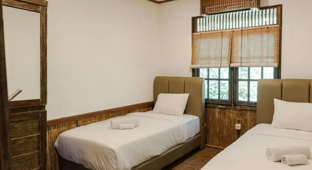 Коттедж с 4 комнатами Menjangan Ecolodge - CHSE Certified