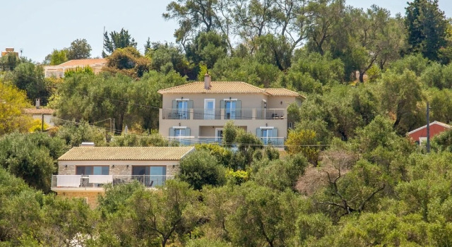 Коттедж Villa Skopsie in Paxi