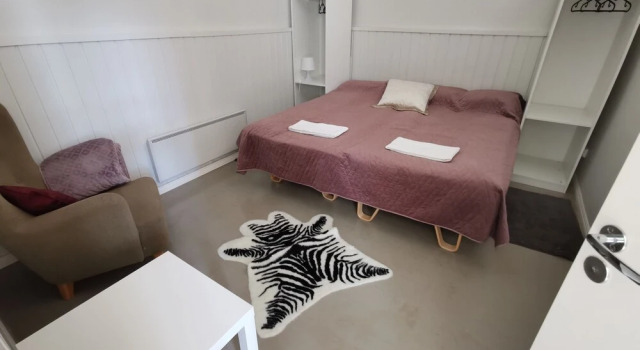 2-bedroom Royal Apartment With Own Sauna in Kotka, Rezervați Apartament Hoteluri în Kotka cu parcare, Parcare