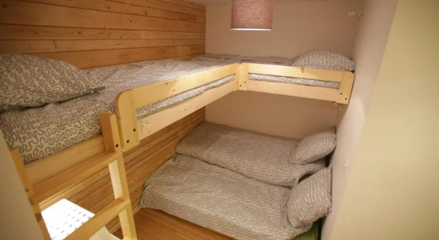 Arc 1800 Appartement 4 Pieces Lauzieres Skis Aux Pieds, Prenota Appartamento Hotel a Alvernia con parcheggio, Parcheggio