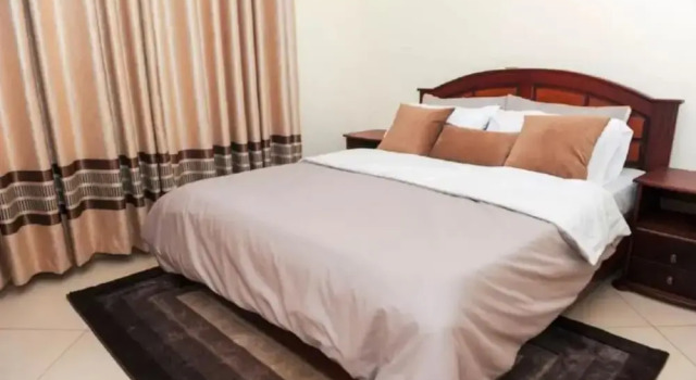 Eric Wilkins apartments Hotel