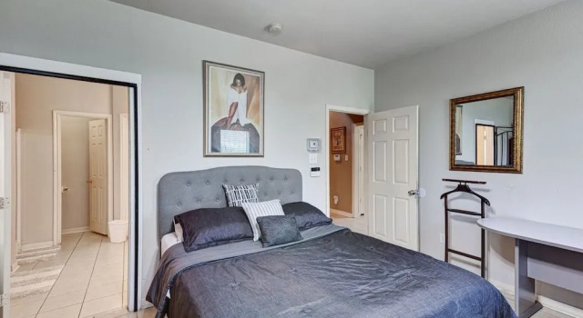 Beautiful 4 Bedroom Home by Redawning, Book Feriehus Houston Houston