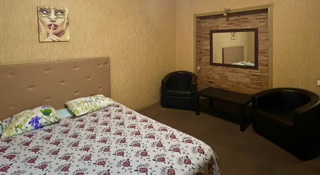 Russkiy klub, Boek Hotel Goedkope hotels in Omsky District