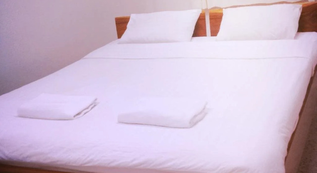 Pandinthong Apartment, Varaa Huoneisto Hotellit North-Eastern Thailand pysäköinnillä, Pysäköinti