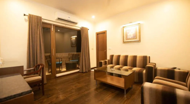 Номер Standard с балконом The Cindrella Hotel