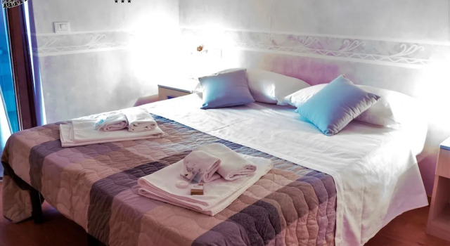 Hotel La Valle dell'Aquila, Varaa Hotelli Hotellit Abruzzo aamiaisella, Aamiainen