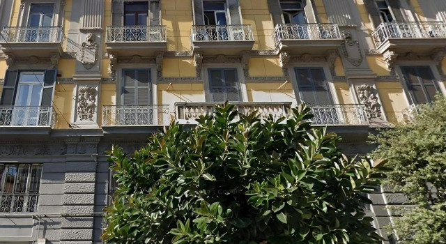 Napolidays Downtown Naples By Dimorra, Забронировать Отель Неаполь Кампания, рядом с Церковь Пио Монте делла Мизерикордия