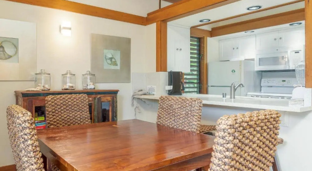 Люкс c 1 комнатой с видом на сад Kiahuna Plantation and Beach Bungalows by Castle