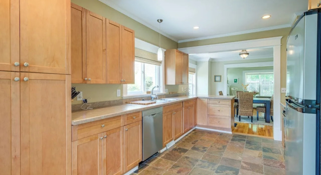 Коттедж с 2 комнатами Cozy Michigan Retreat w/ Deck & Gas Grill!