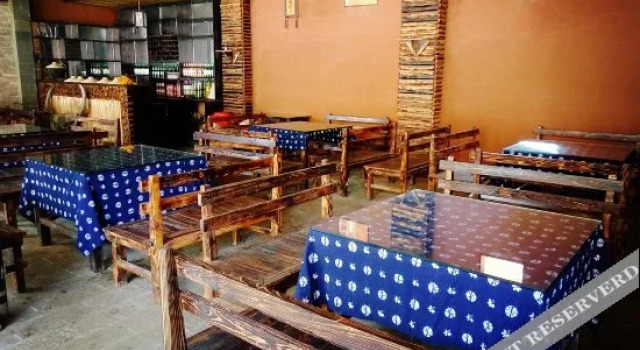 Xinlaigelou Inn, Boek Hotel Qiubei Yunnan