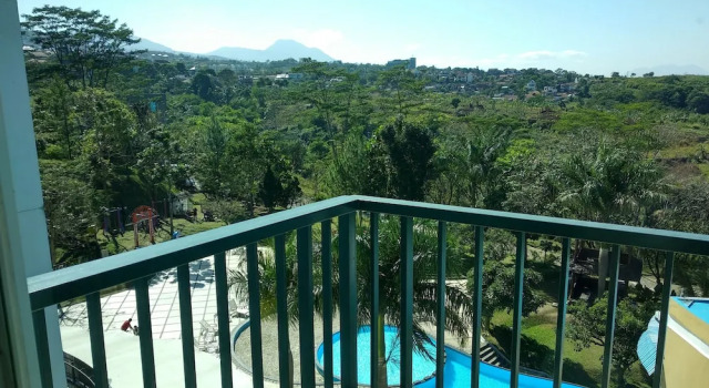 Suite De ejecutivo 2 dormitorios con balcón Marbella Suites Bandung