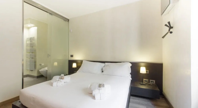 Апартаменты c 1 комнатой с балконом Stylish Suite in Fashion District - Corso Venezia