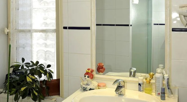 Номер Comfort Logis Auberge de la Treille