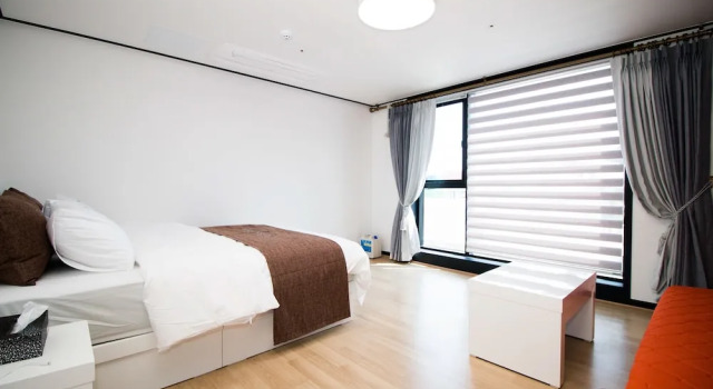 Семейный номер Standard Дуплекс с 3 комнатами Yeosu Thestay Hostel