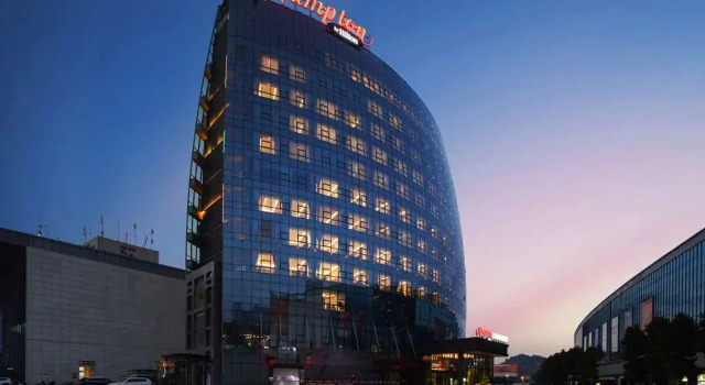 Hampton By Hilton Guiyang Guanshan Lake, Varaa Hotelli Guanshanhu District 