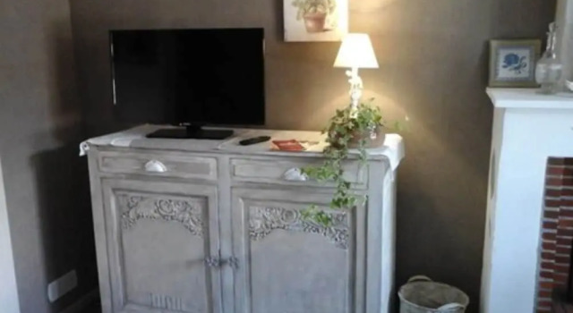Gîte Regard sur le château, Забронировать Отель Отели Sarthe с парковкой, Парковка