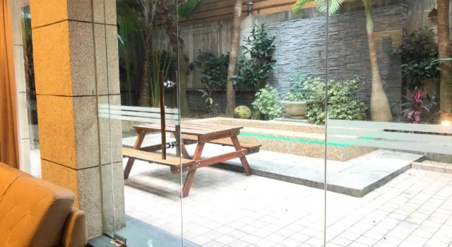 Deluxe Doppel Zimmer mit Balkon Q Motel精品旅館