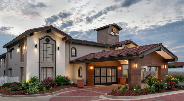 La Quinta Inn Columbus Airport Area, Varaa Hotelli Hotellit Ohio aamiaisella, Aamiainen
