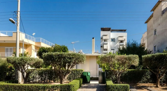 Aquarius - Glyfada Detached House