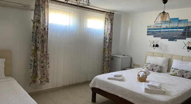 Ekonomický Třílůžkový suterén pokoj Alize Otel