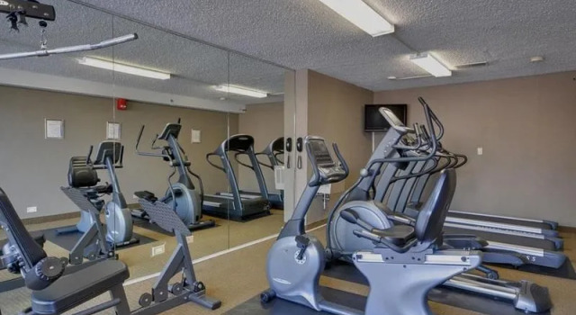 Best Western University Plaza, Забронировать Отель Отели Иллинойс 3 звезды, 3*
