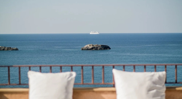 Вилла Grand Absolute Villa by Stylish Stays