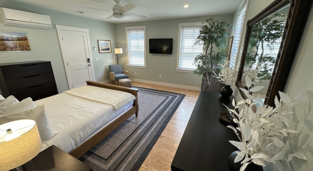 Epic Downtown Newport 6br Whole House W/ Parking 6 Bedroom Home, Забронировать Дом для отпуска Виллы Ньюпорт, рядом с Железная дорога Old Colony and Newport Railway, Вилла