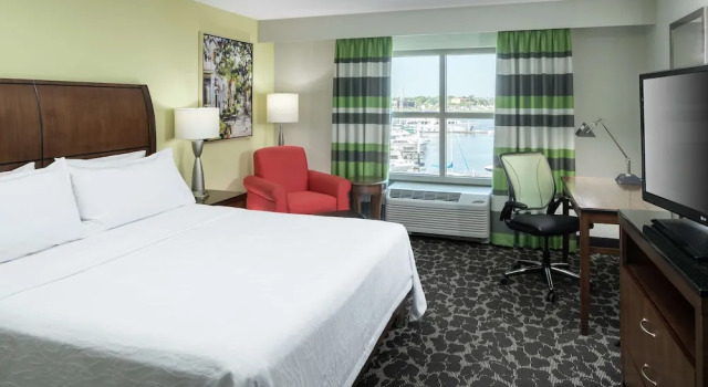 Двухместный номер Accessible с видом на воду Hilton Garden Inn Charleston Waterfront/Downtown