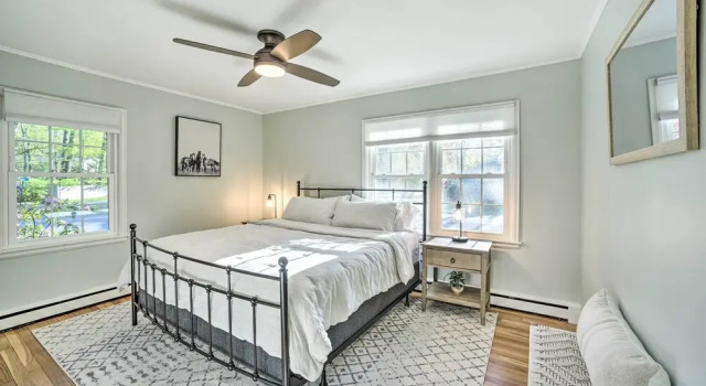 Коттедж Family-friendly Retreat w/ Hot Tub: 1 Mi to Dtwn