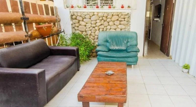 Zimmer Dora Dead Sea
